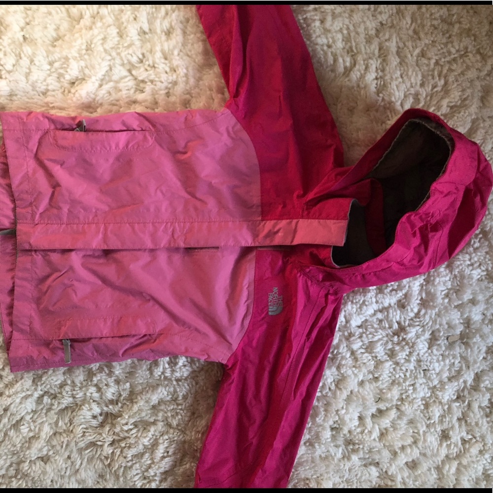 Girls north face rain coat